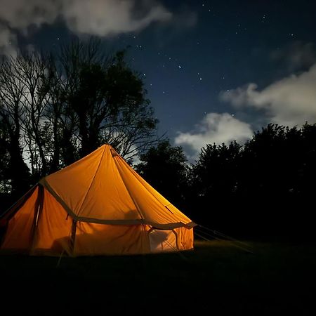Fully Furnished Bell Tent 3 Carlyon Bay Exterior foto